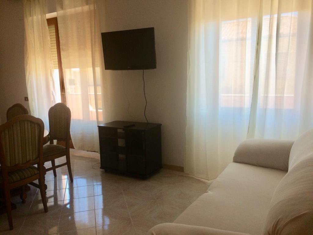 A Due Passi Rooms La Maddalena  Bagian luar foto